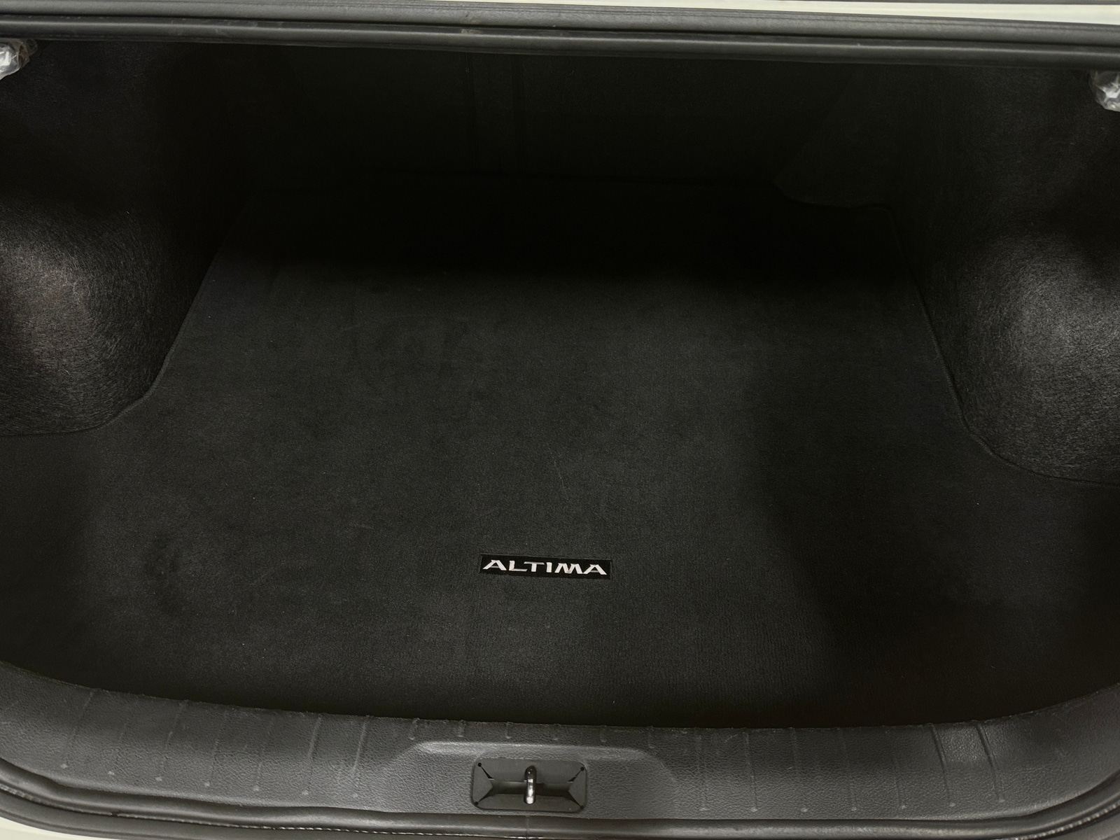 Thumbnail: 2023 Nissan Altima - 7