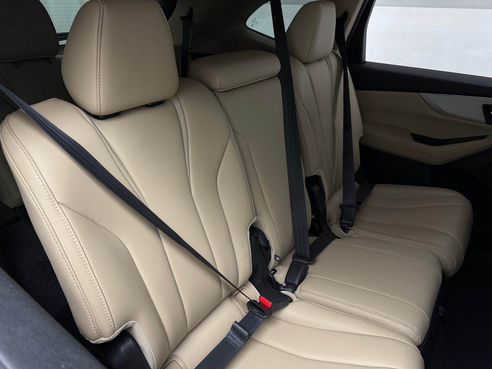 Thumbnail: 2024 Acura MDX - 5