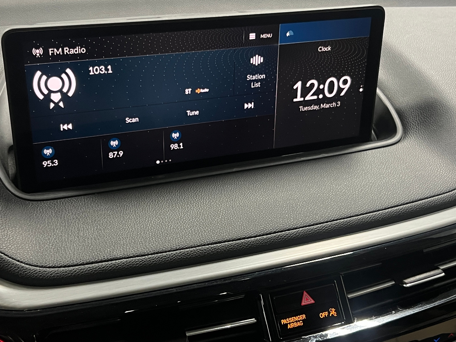 Thumbnail: 2024 Acura MDX - 3