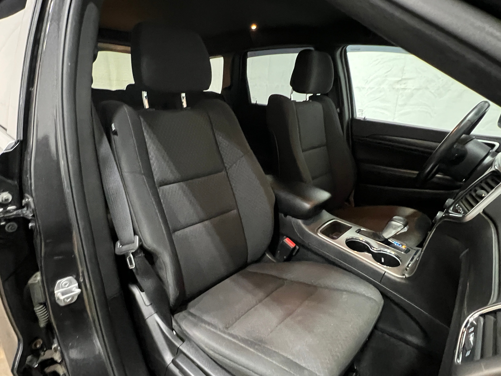 Thumbnail: 2018 Jeep Grand Cherokee - 2