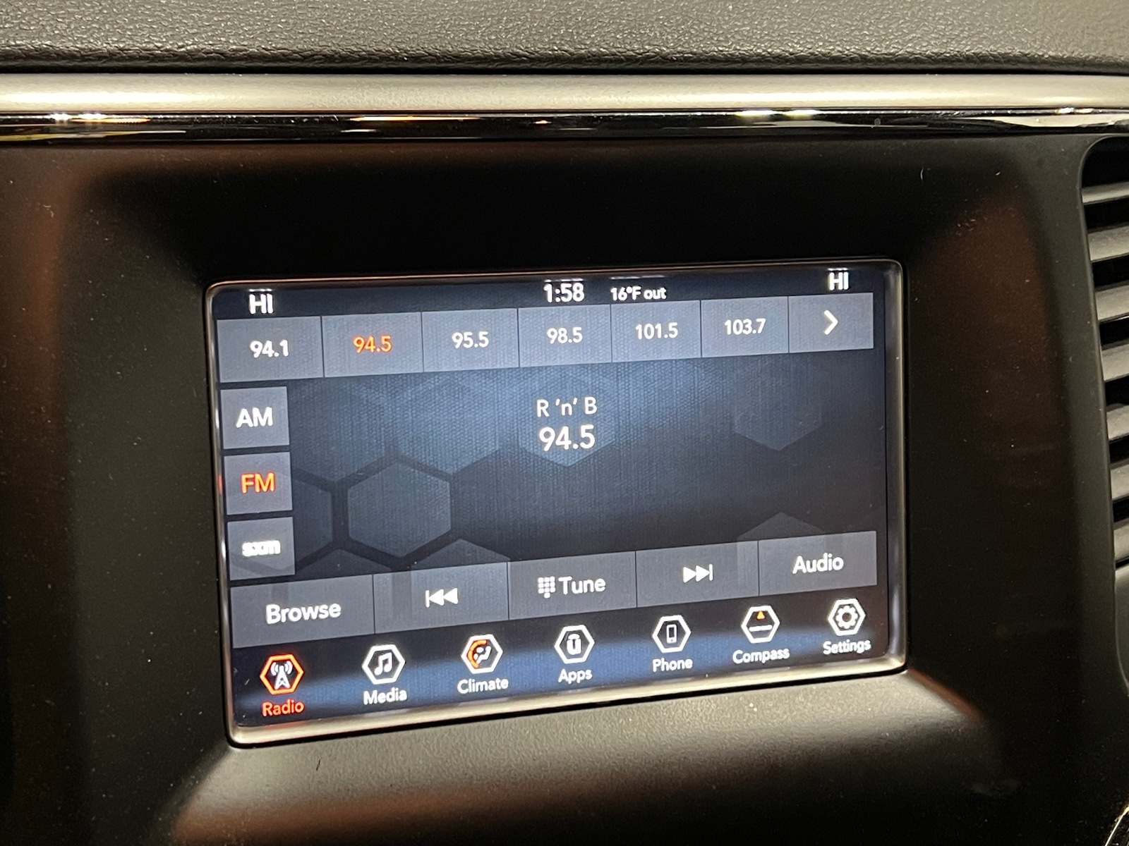 Thumbnail: 2018 Jeep Grand Cherokee - 4