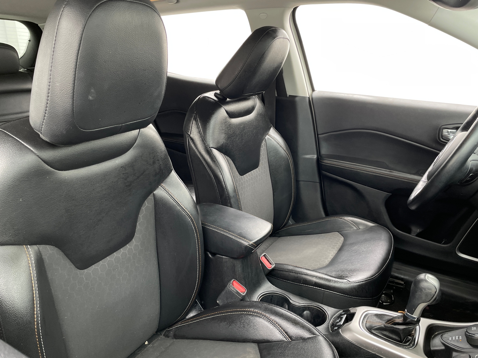 Thumbnail: 2018 Jeep Compass - 2