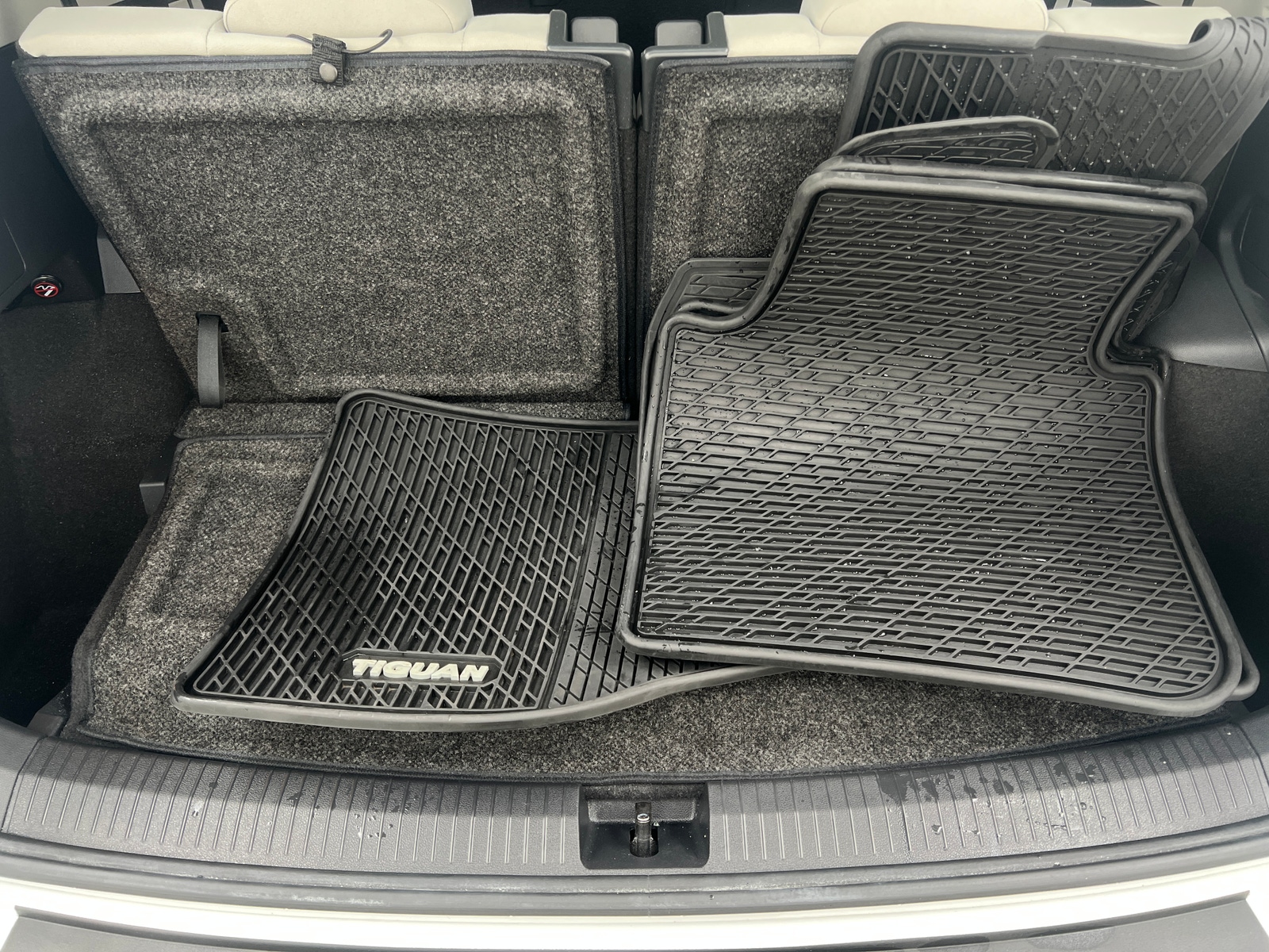 Thumbnail: 2021 Volkswagen Tiguan - 7