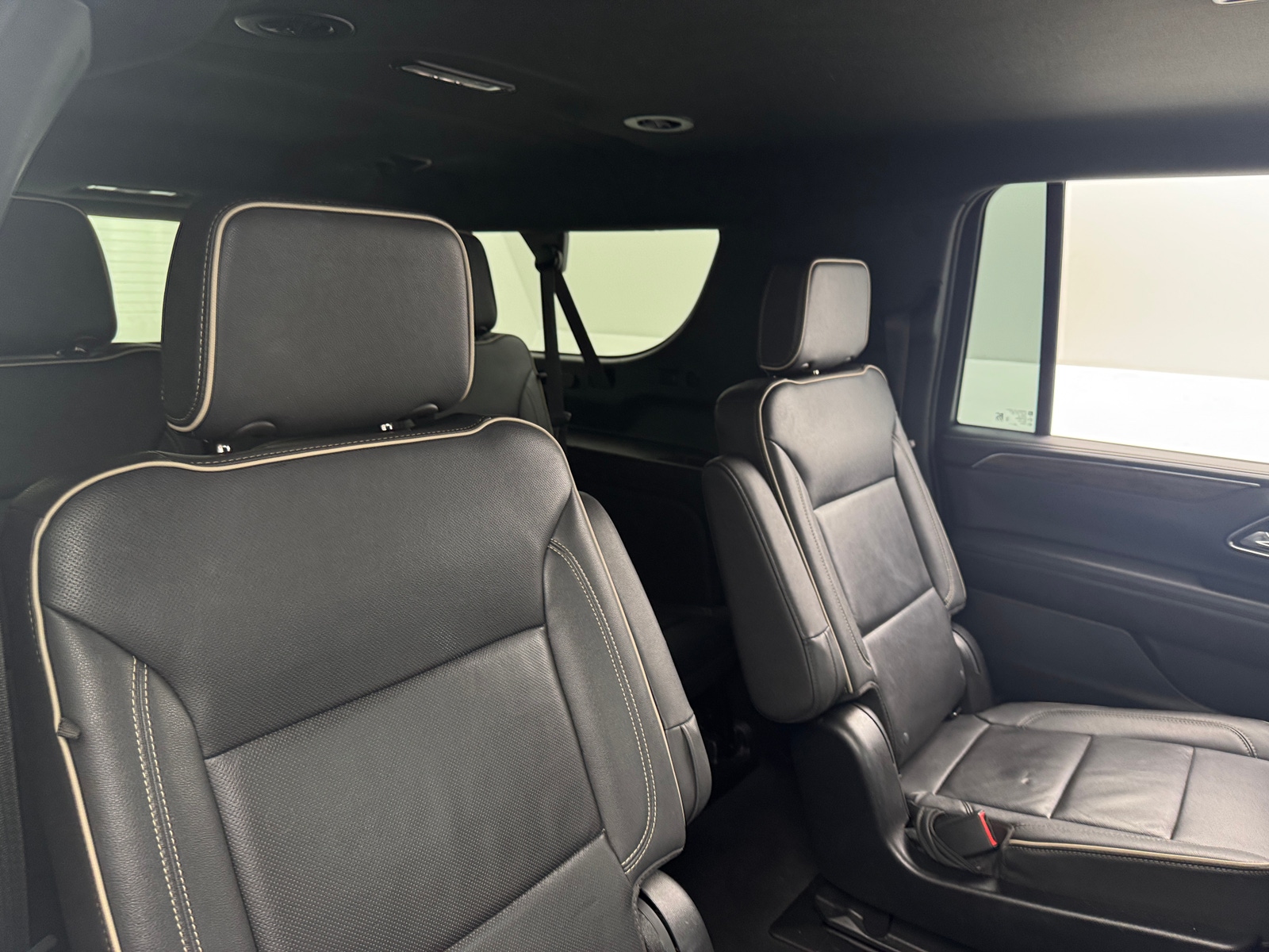 Thumbnail: 2023 Chevrolet Suburban - 5