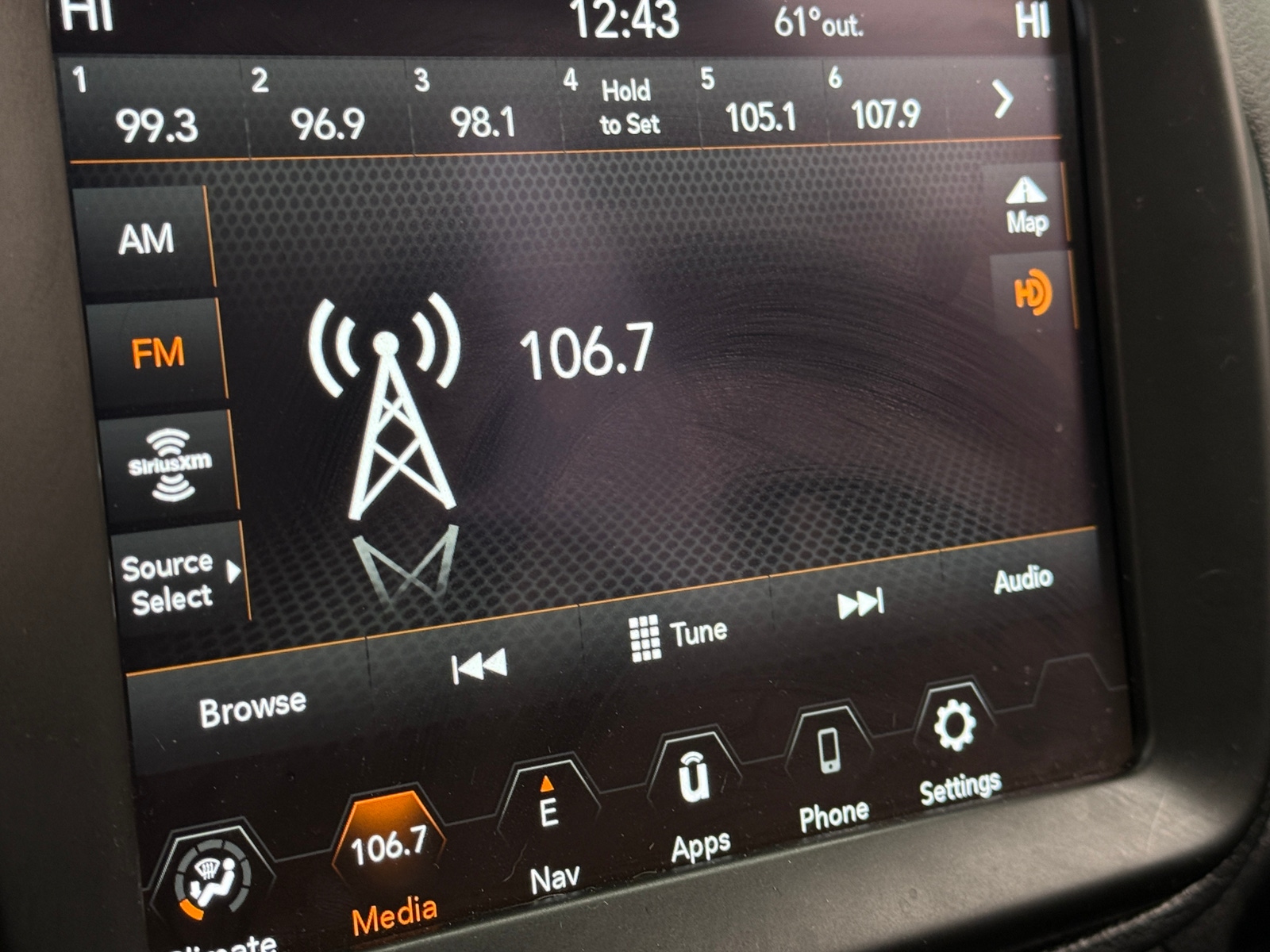 Thumbnail: 2022 Jeep Renegade - 4