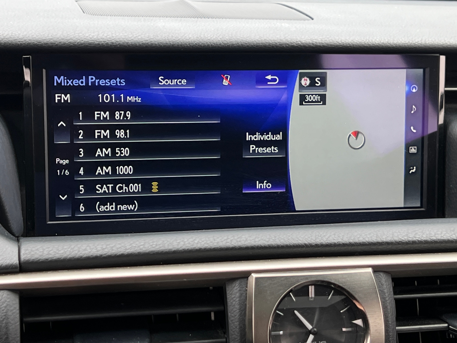 Thumbnail: 2017 Lexus IS - 3