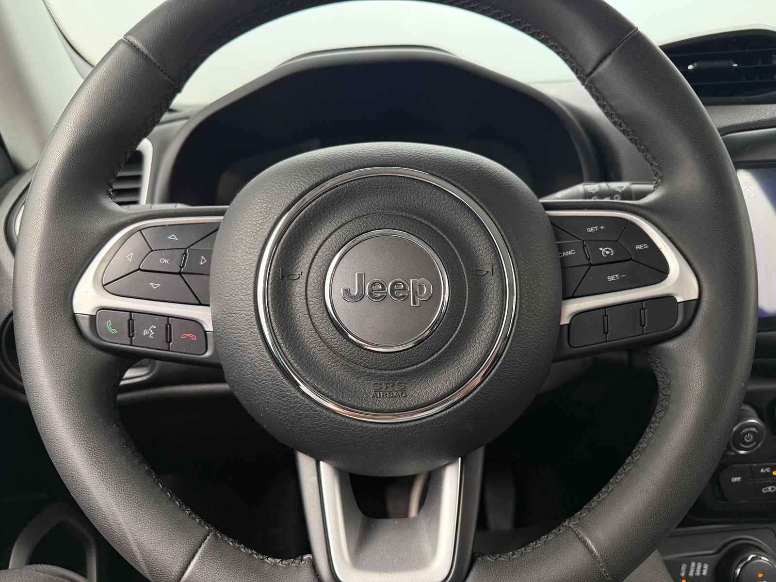 Thumbnail: 2021 Jeep Renegade - 5