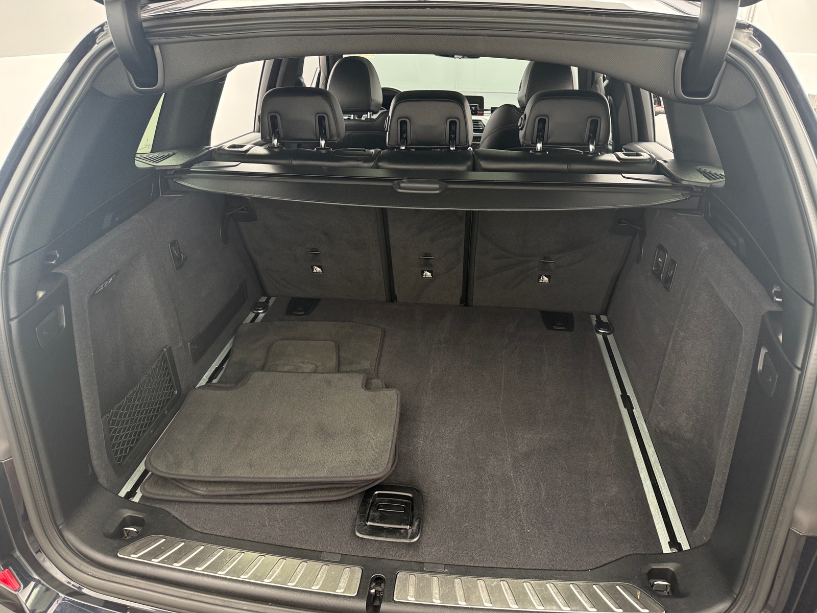 Thumbnail: 2019 BMW X3 - 6