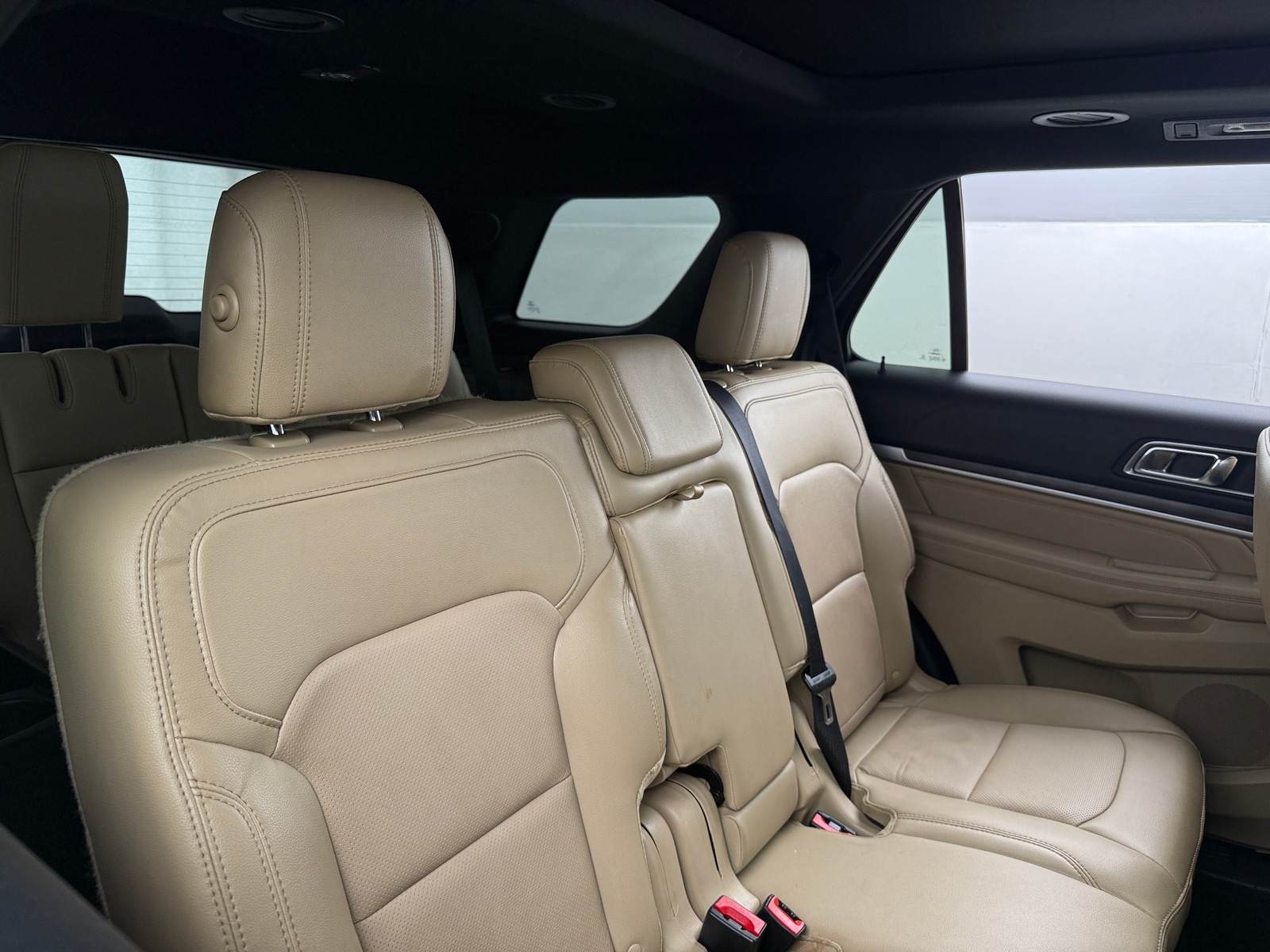 Thumbnail: 2017 Ford Explorer - 5