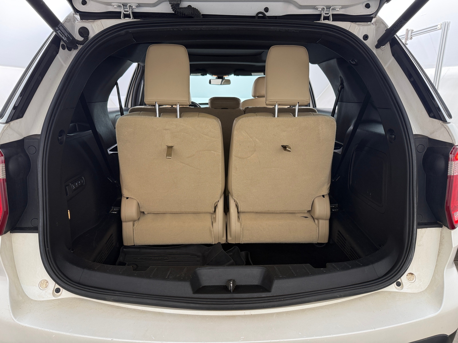 Thumbnail: 2017 Ford Explorer - 6