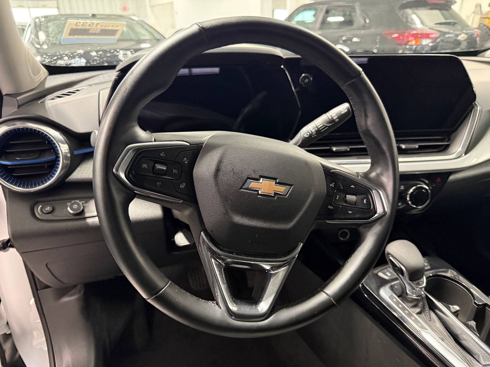 Thumbnail: 2025 Chevrolet Trax - 5