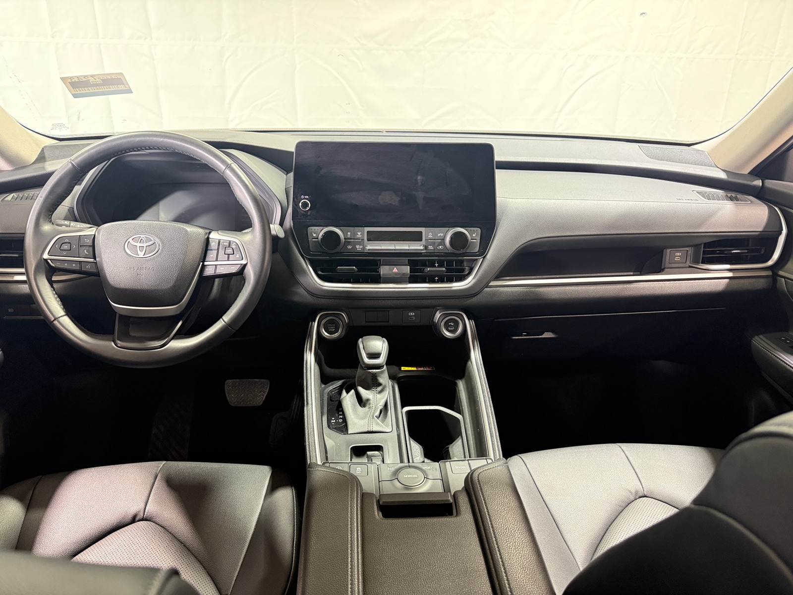 Thumbnail: 2025 Toyota Grand Highlander - 2