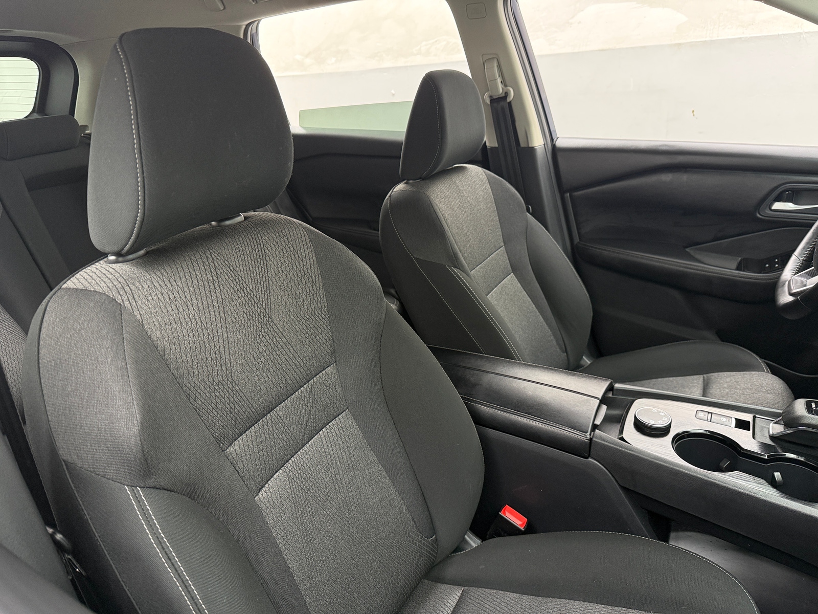 Thumbnail: 2025 Nissan Rogue - 2