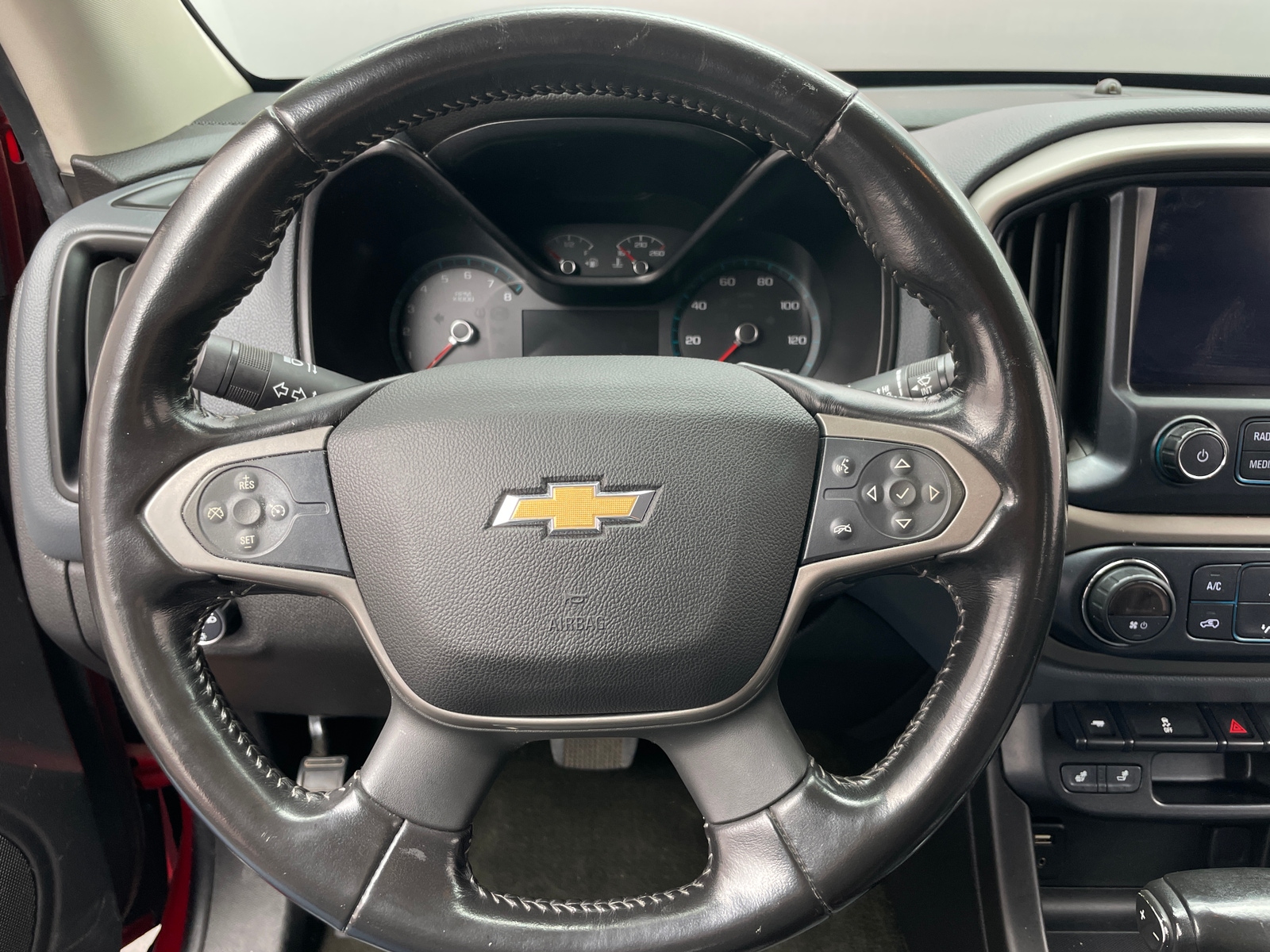 Thumbnail: 2018 Chevrolet Colorado - 4