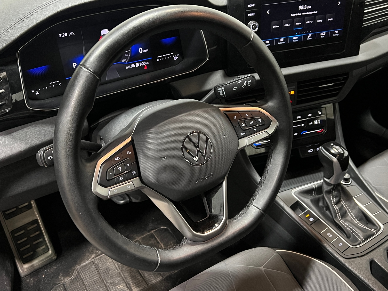 Thumbnail: 2025 Volkswagen Jetta - 5