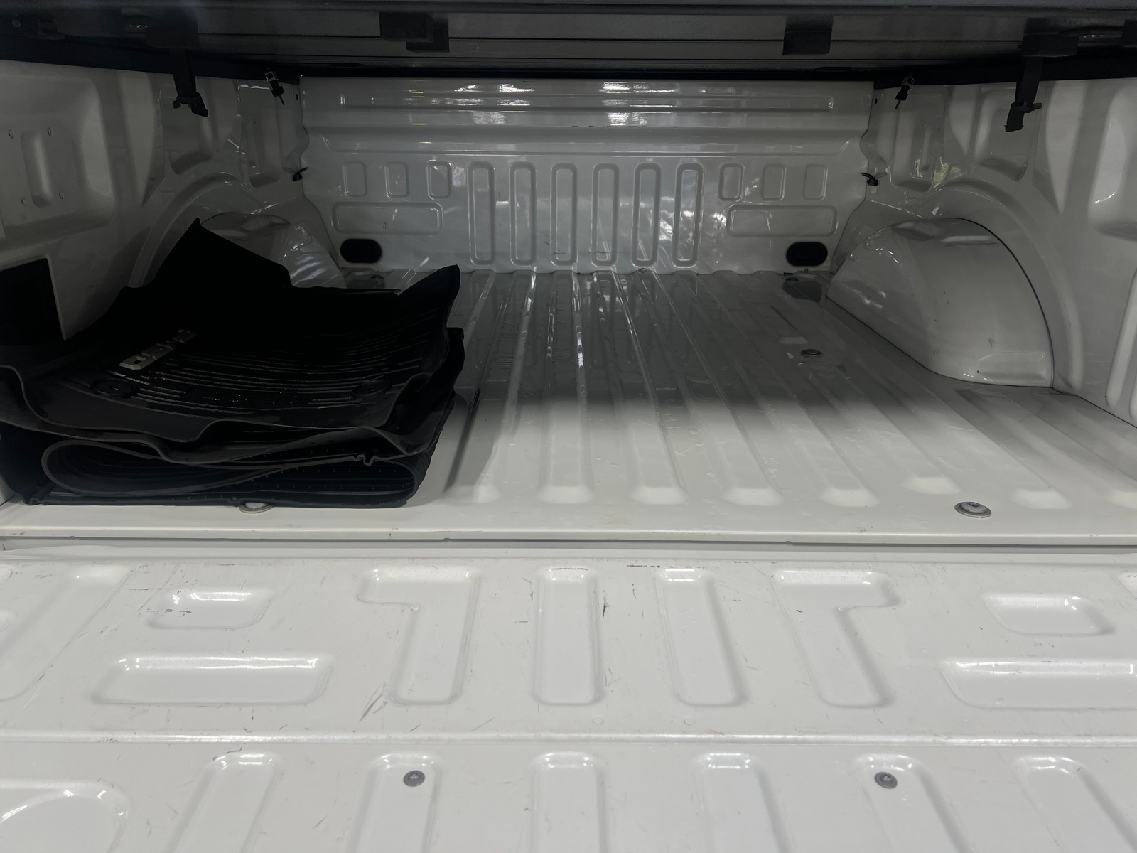 Thumbnail: 2023 Ford Econoline - 6