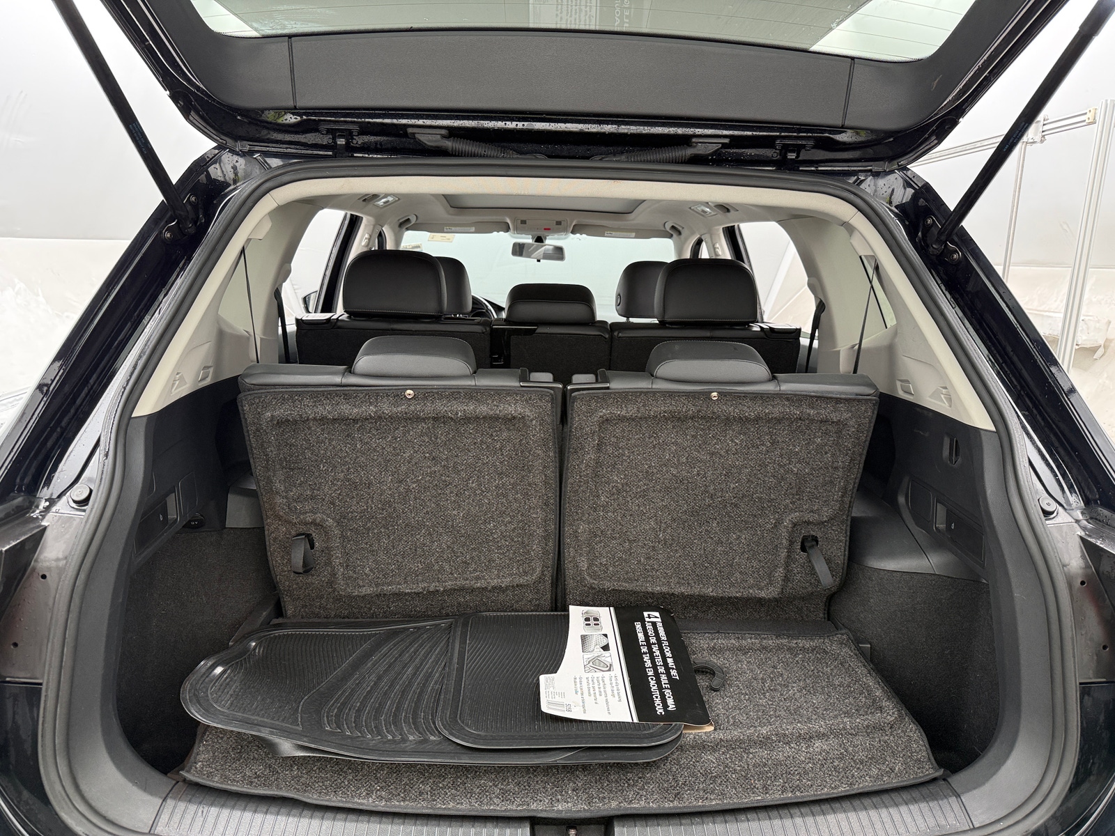 Thumbnail: 2018 Volkswagen Tiguan - 6