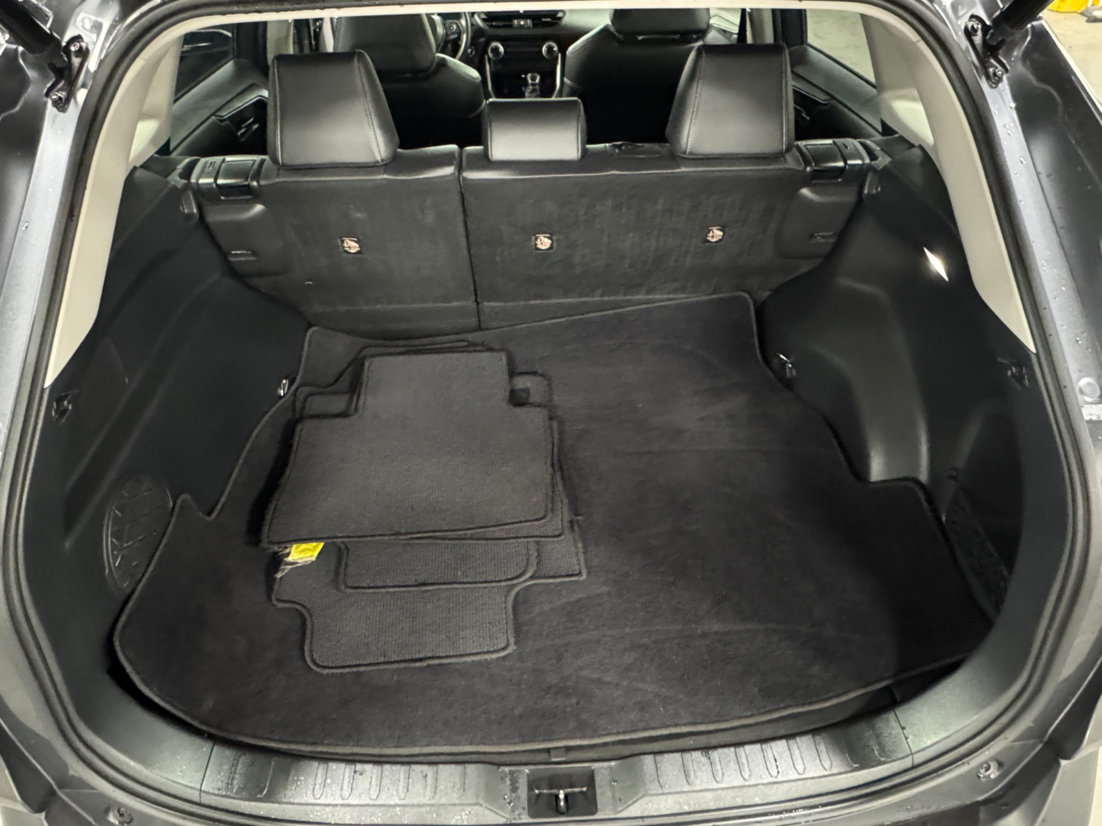 Thumbnail: 2023 Toyota RAV4 - 6