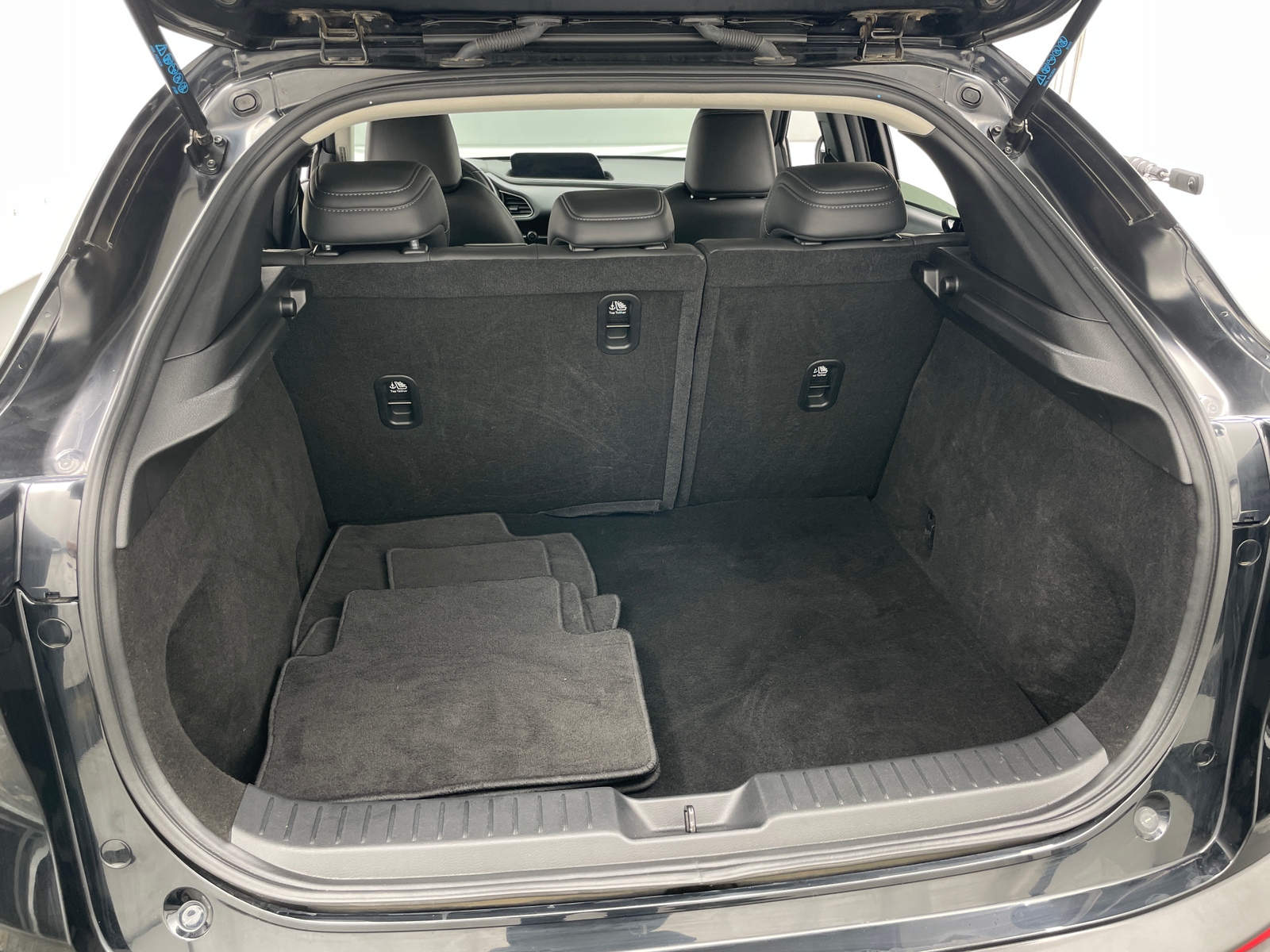 Thumbnail: 2022 Mazda CX-30 - 6