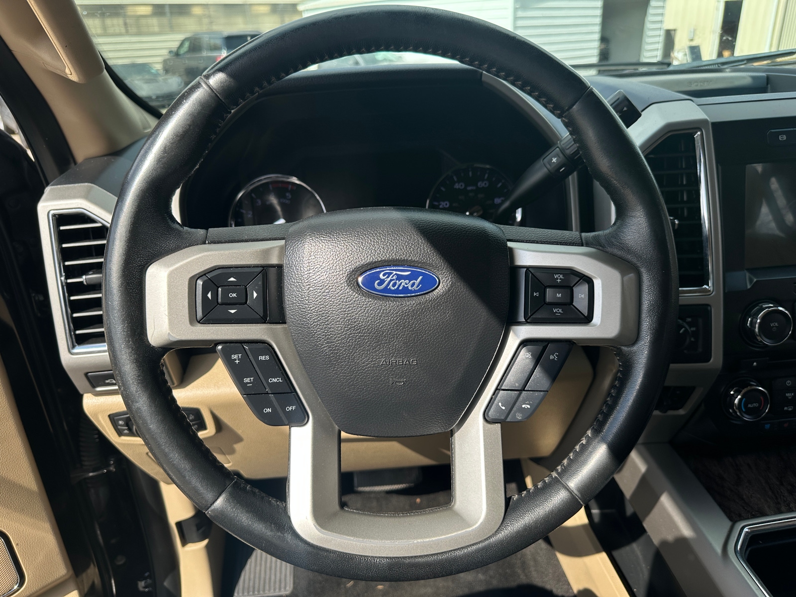 Thumbnail: 2018 Ford Econoline - 4