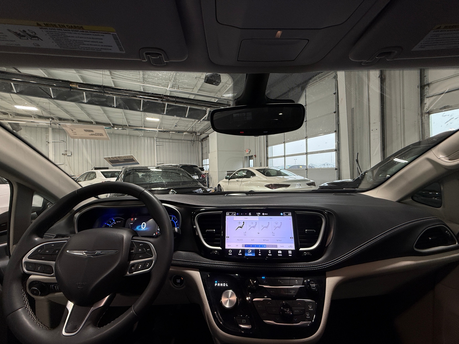 Thumbnail: 2024 Chrysler Pacifica - 2