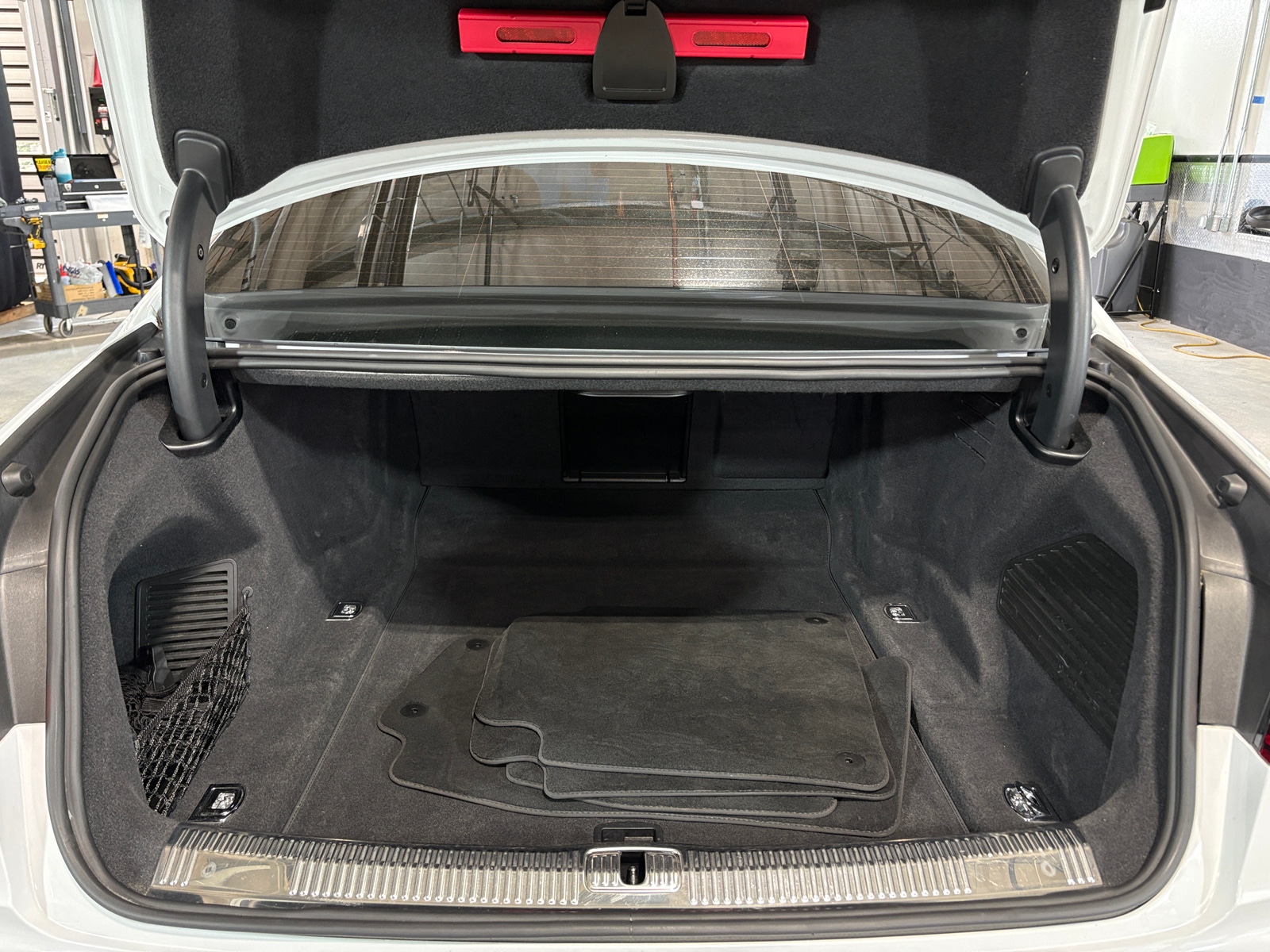 Thumbnail: 2019 Audi A8 - 6