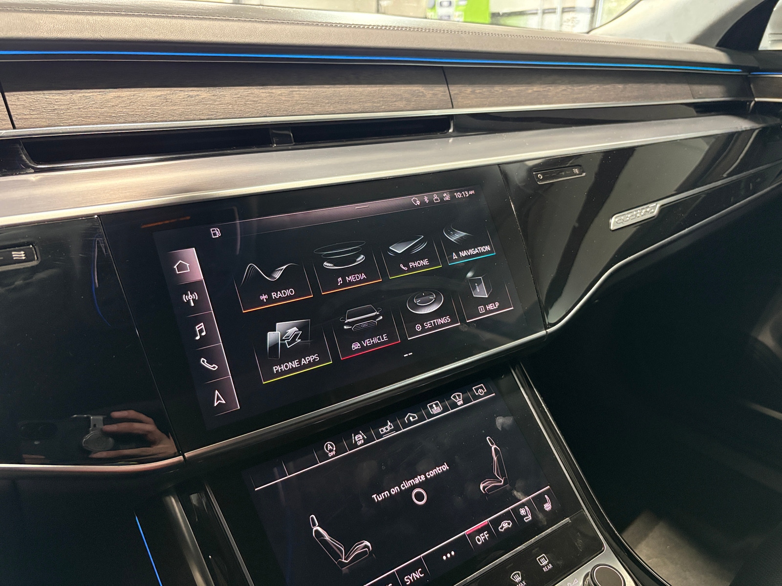 Thumbnail: 2019 Audi A8 - 3