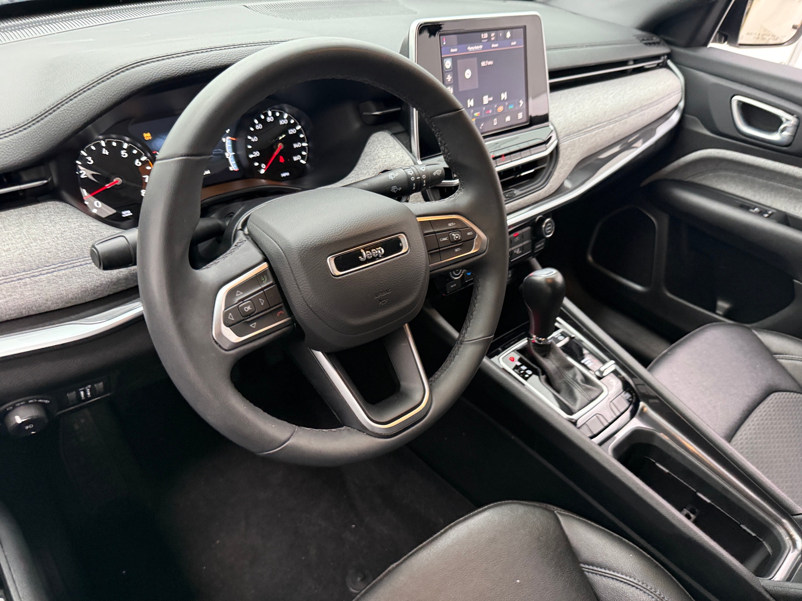 Thumbnail: 2025 Jeep Compass - 4