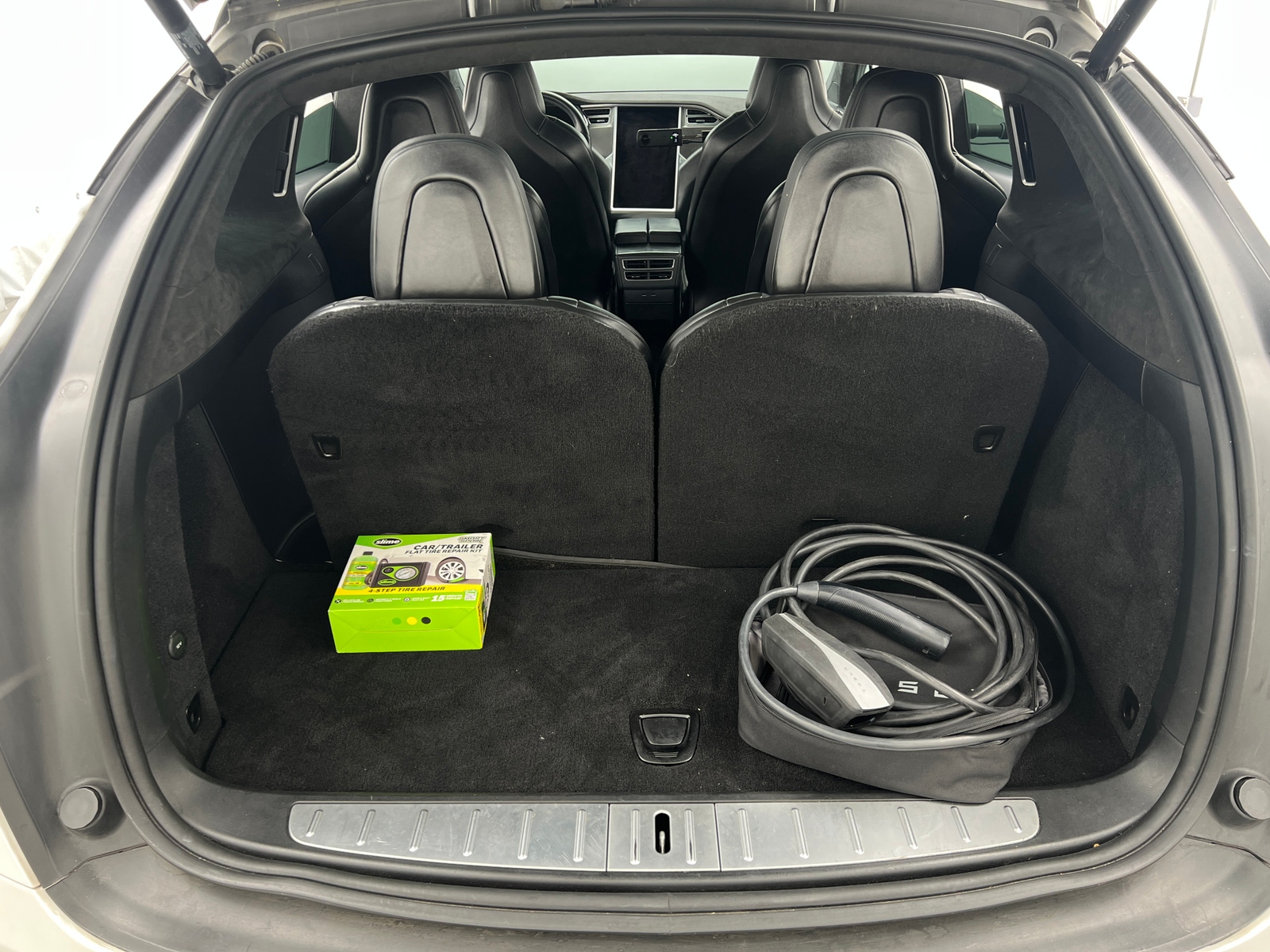 Thumbnail: 2017 Tesla Model X - 6