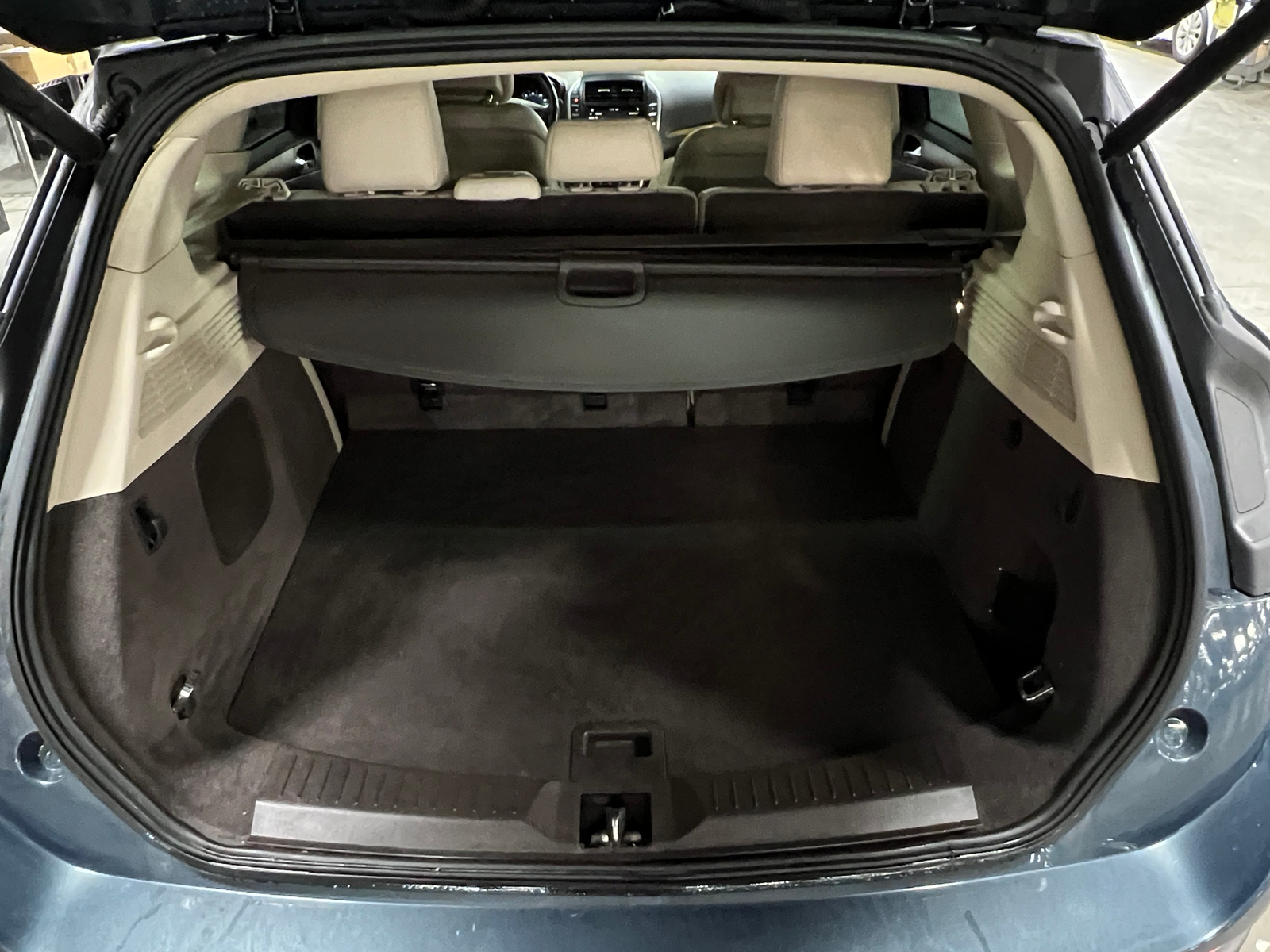 Thumbnail: 2019 Lincoln MKC - 6