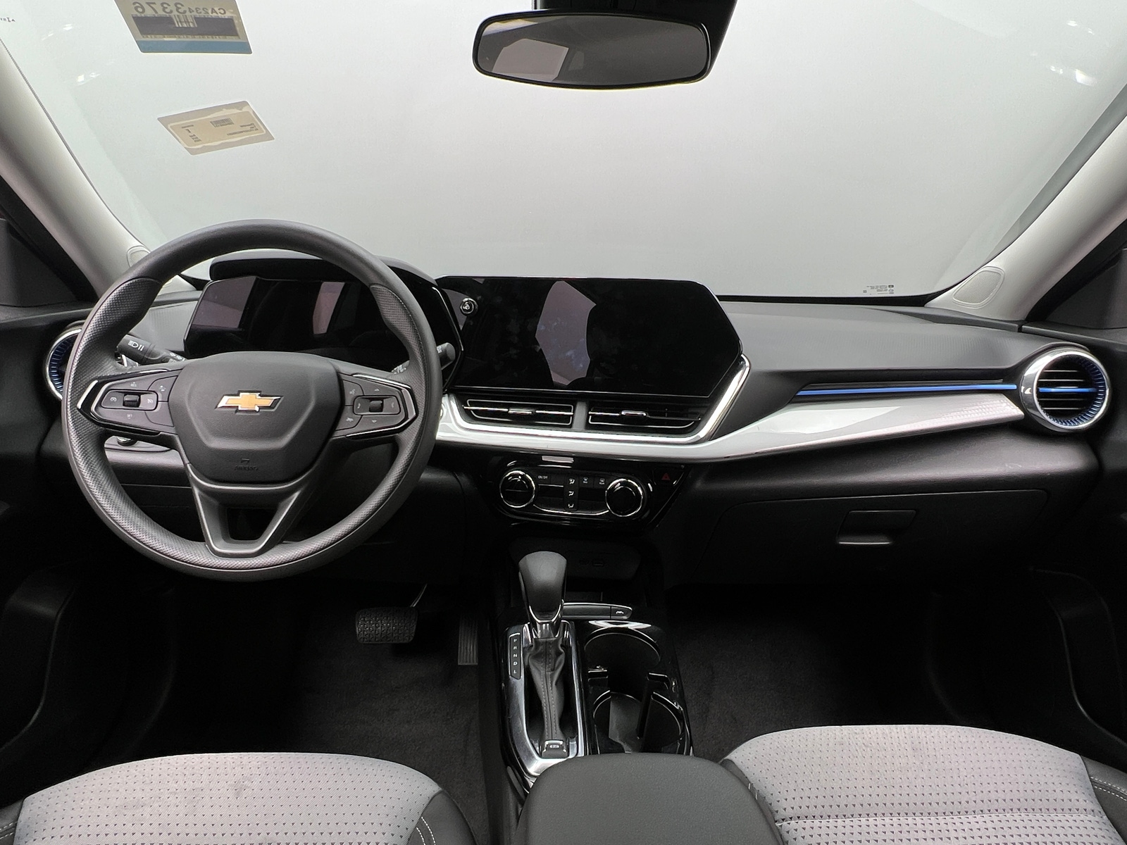 Thumbnail: 2025 Chevrolet Trax - 3