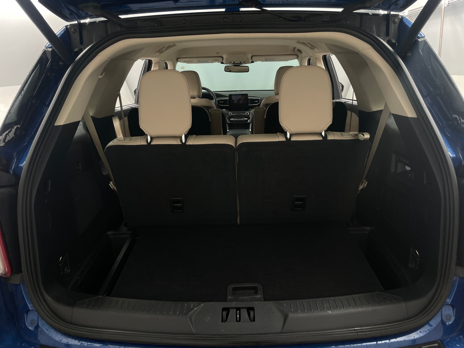 Thumbnail: 2020 Ford Explorer - 6