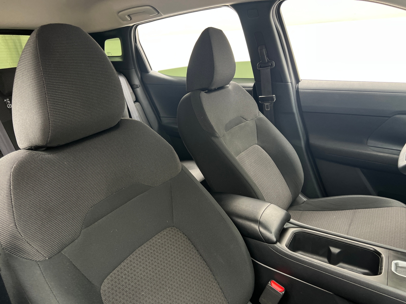 Thumbnail: 2025 Nissan Kicks - 2