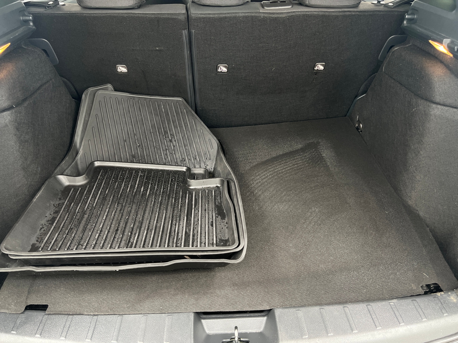 Thumbnail: 2025 Nissan Kicks - 7