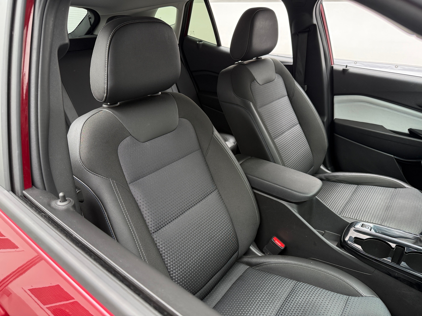 Thumbnail: 2025 Chevrolet Trax - 2