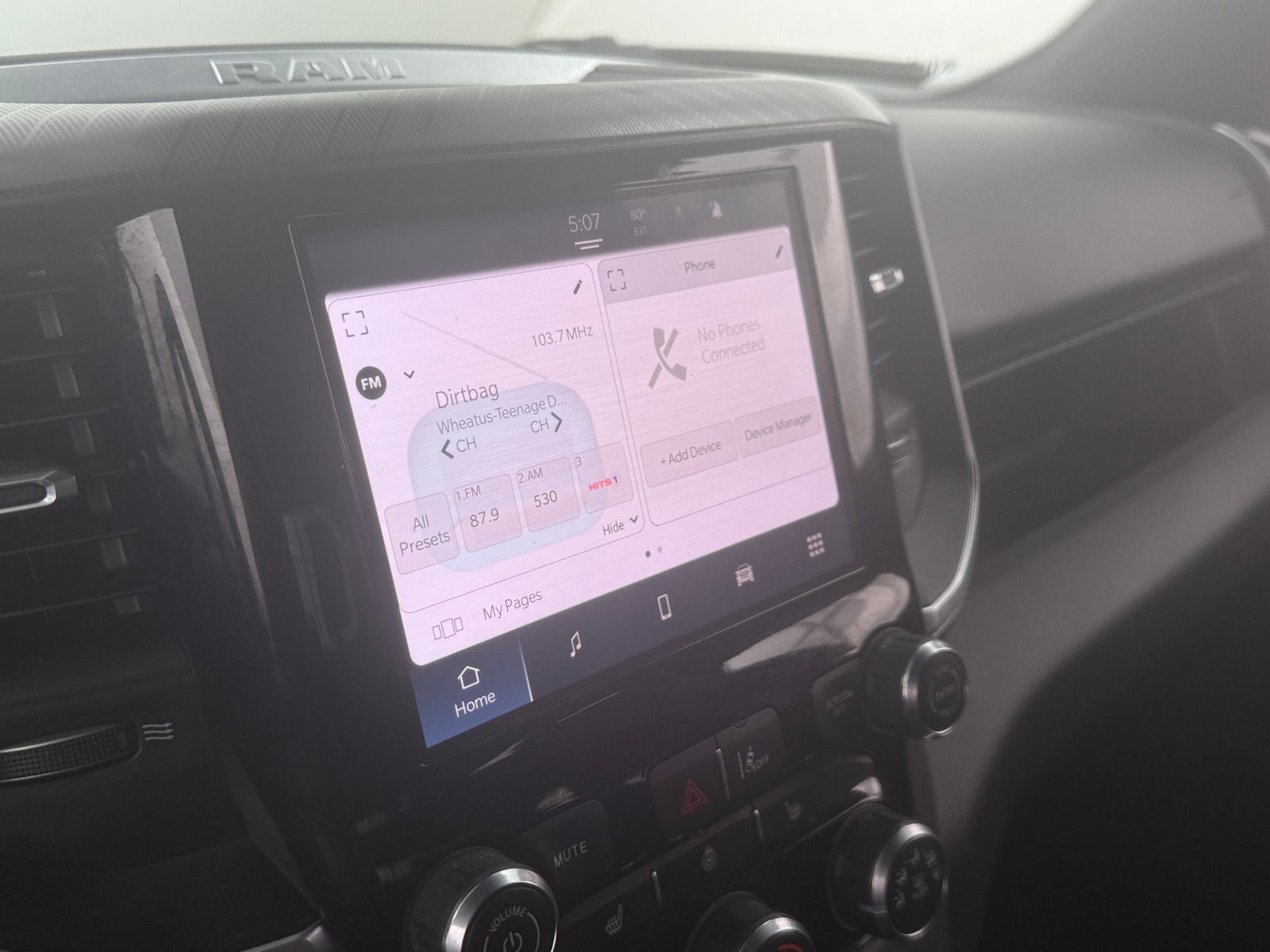 Thumbnail: 2025 RAM 1500 - 4