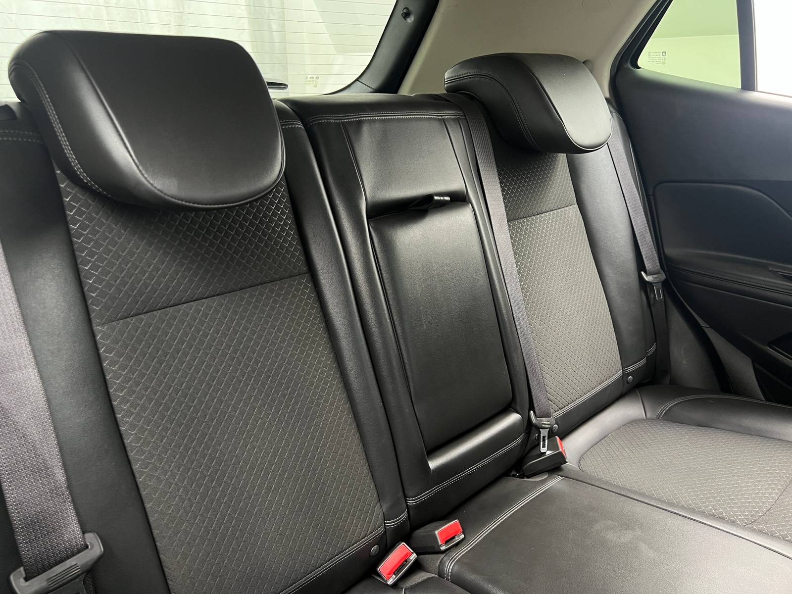 Thumbnail: 2018 Buick Encore - 6