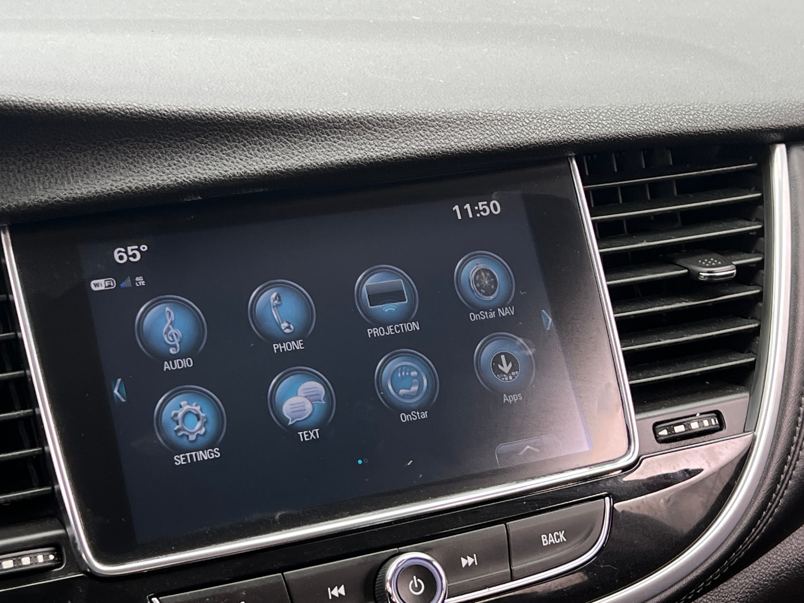 Thumbnail: 2018 Buick Encore - 4