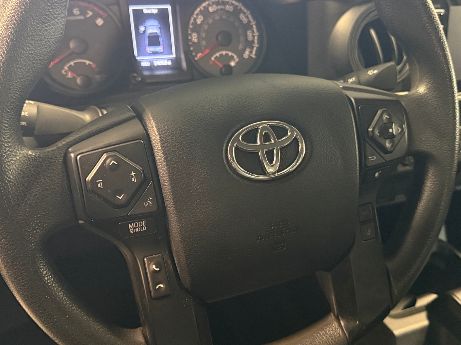 Thumbnail: 2022 Toyota Tacoma - 5