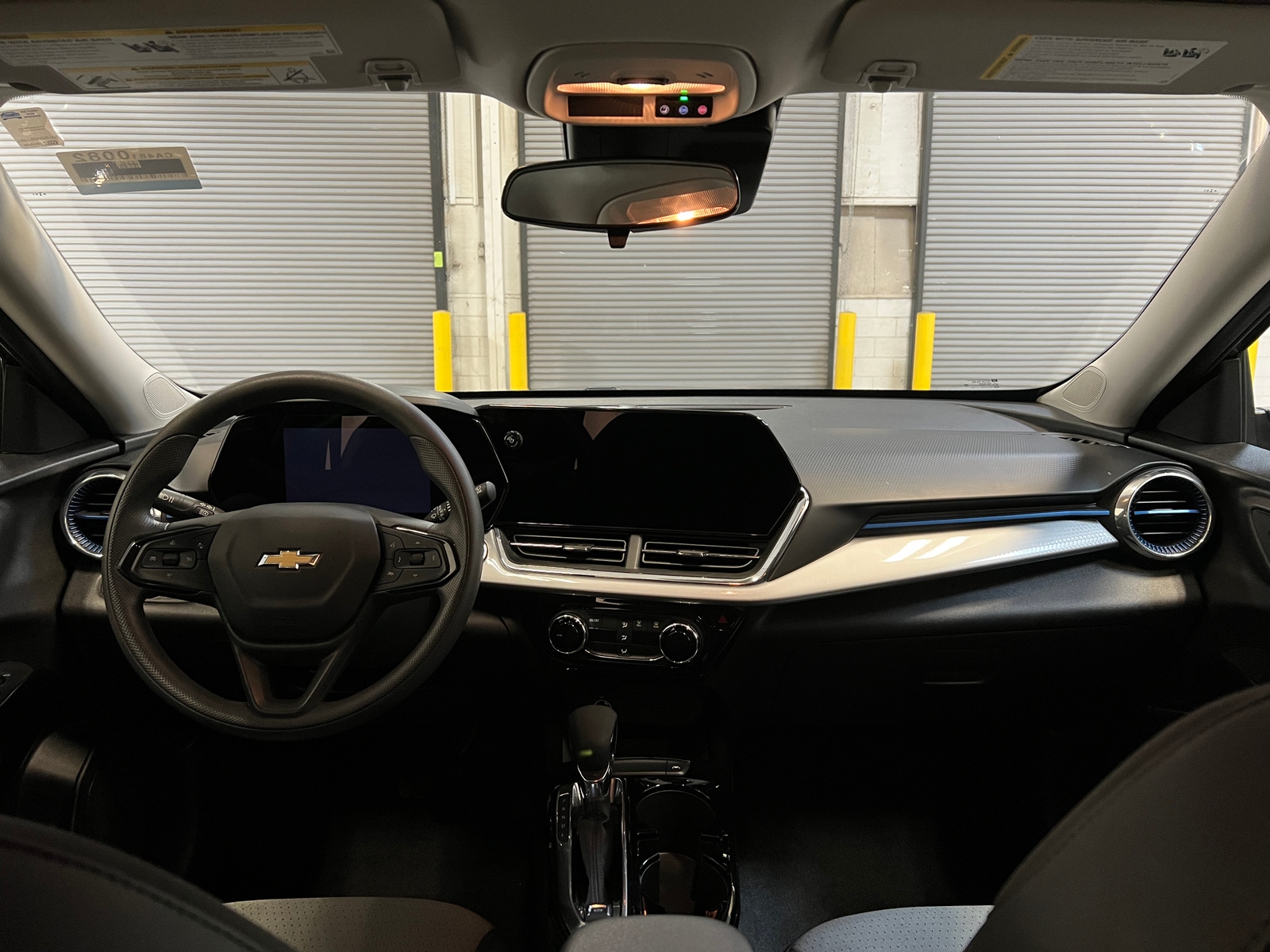 Thumbnail: 2025 Chevrolet Trax - 3