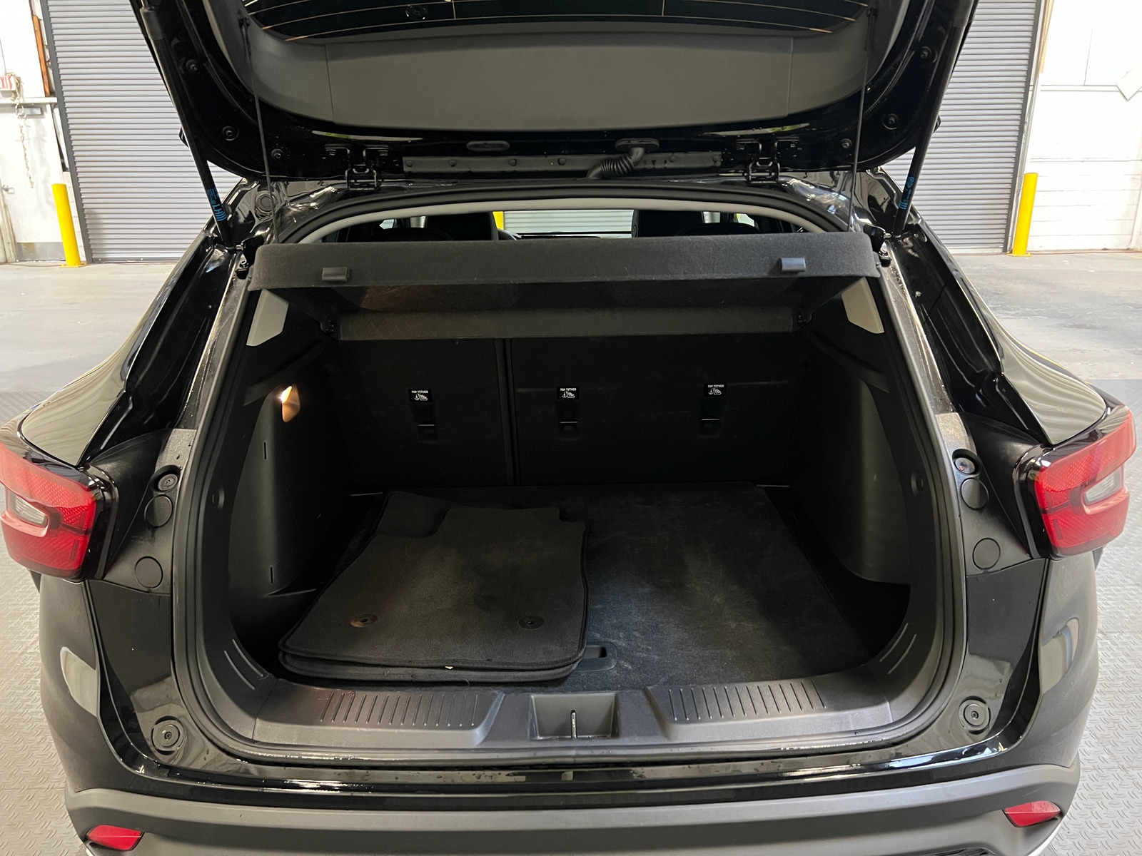 Thumbnail: 2025 Chevrolet Trax - 7