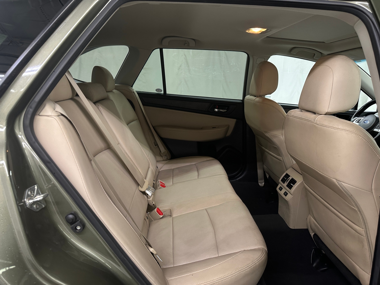 Thumbnail: 2016 Subaru Outback - 5