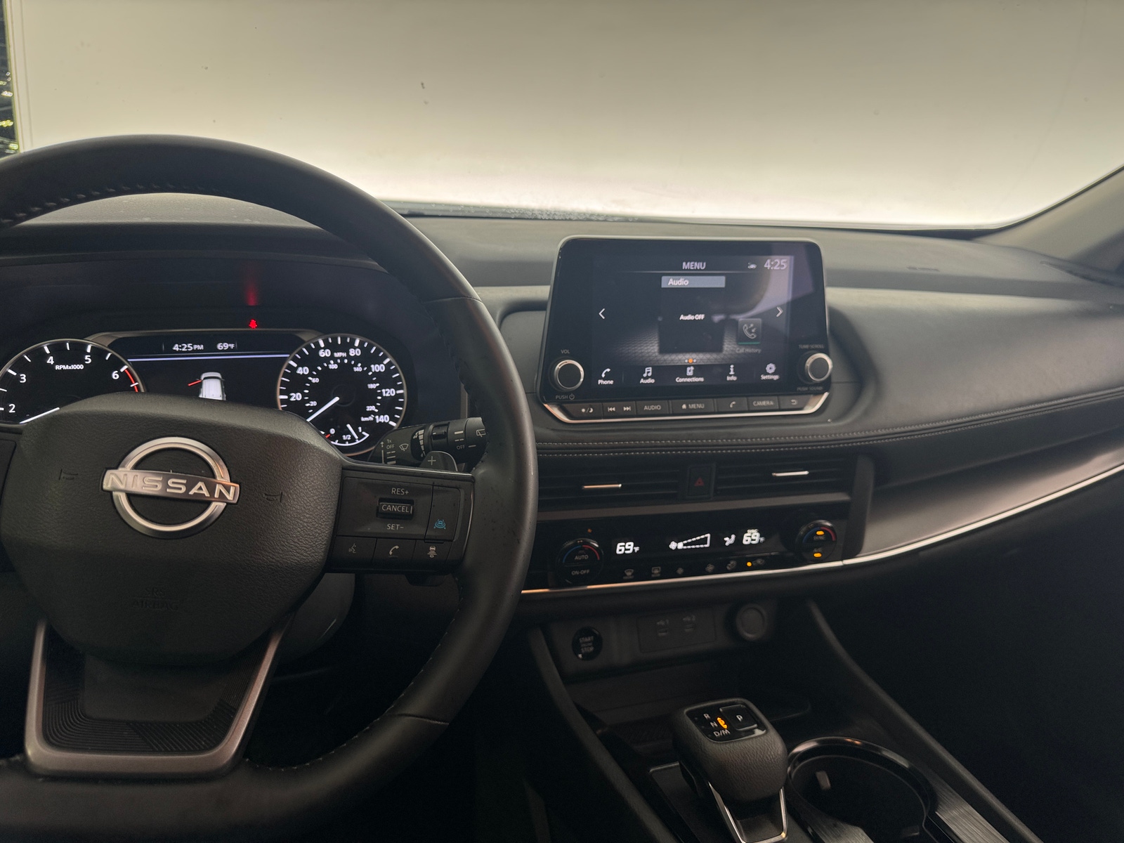 Thumbnail: 2025 Nissan Rogue - 3