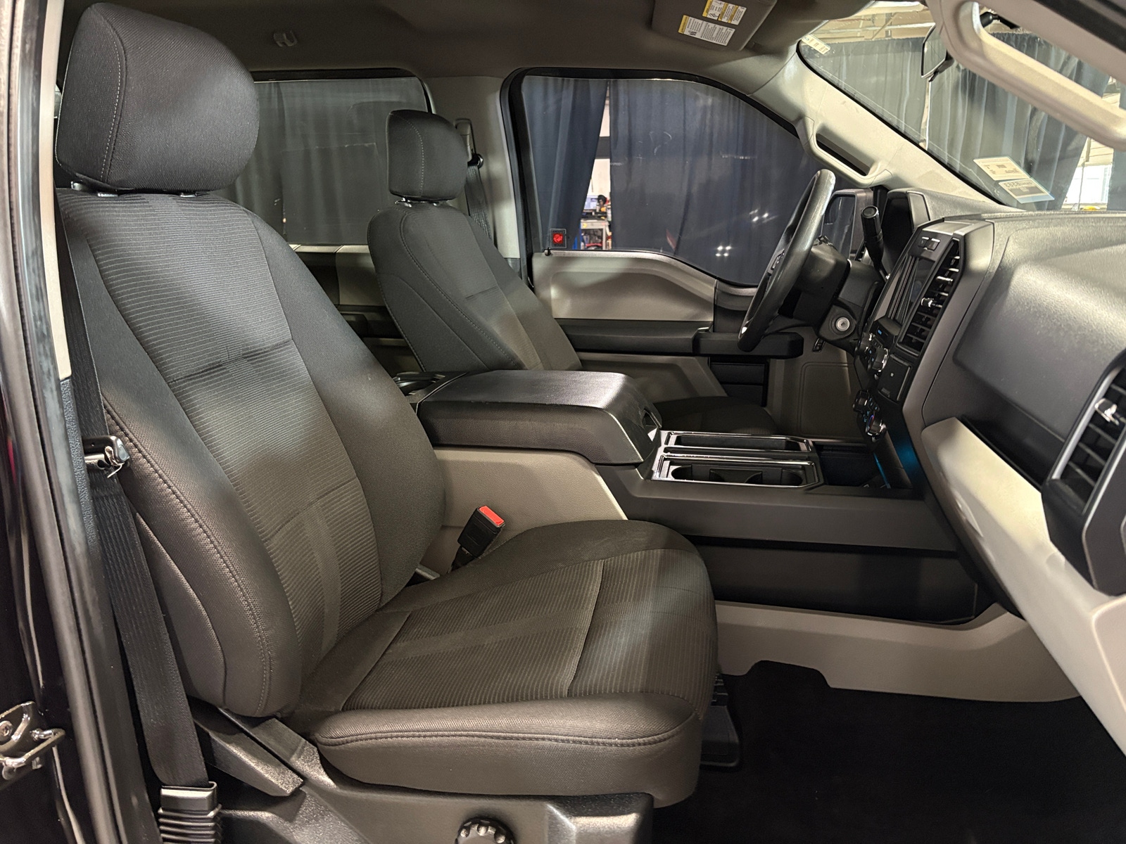 Thumbnail: 2020 Ford Econoline - 2