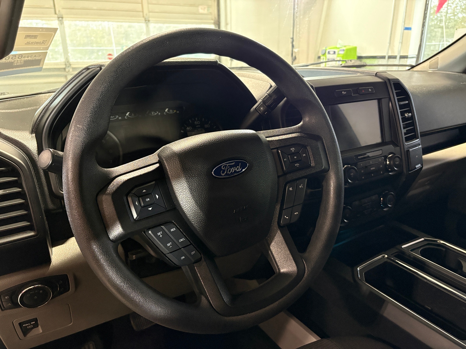 Thumbnail: 2020 Ford Econoline - 5