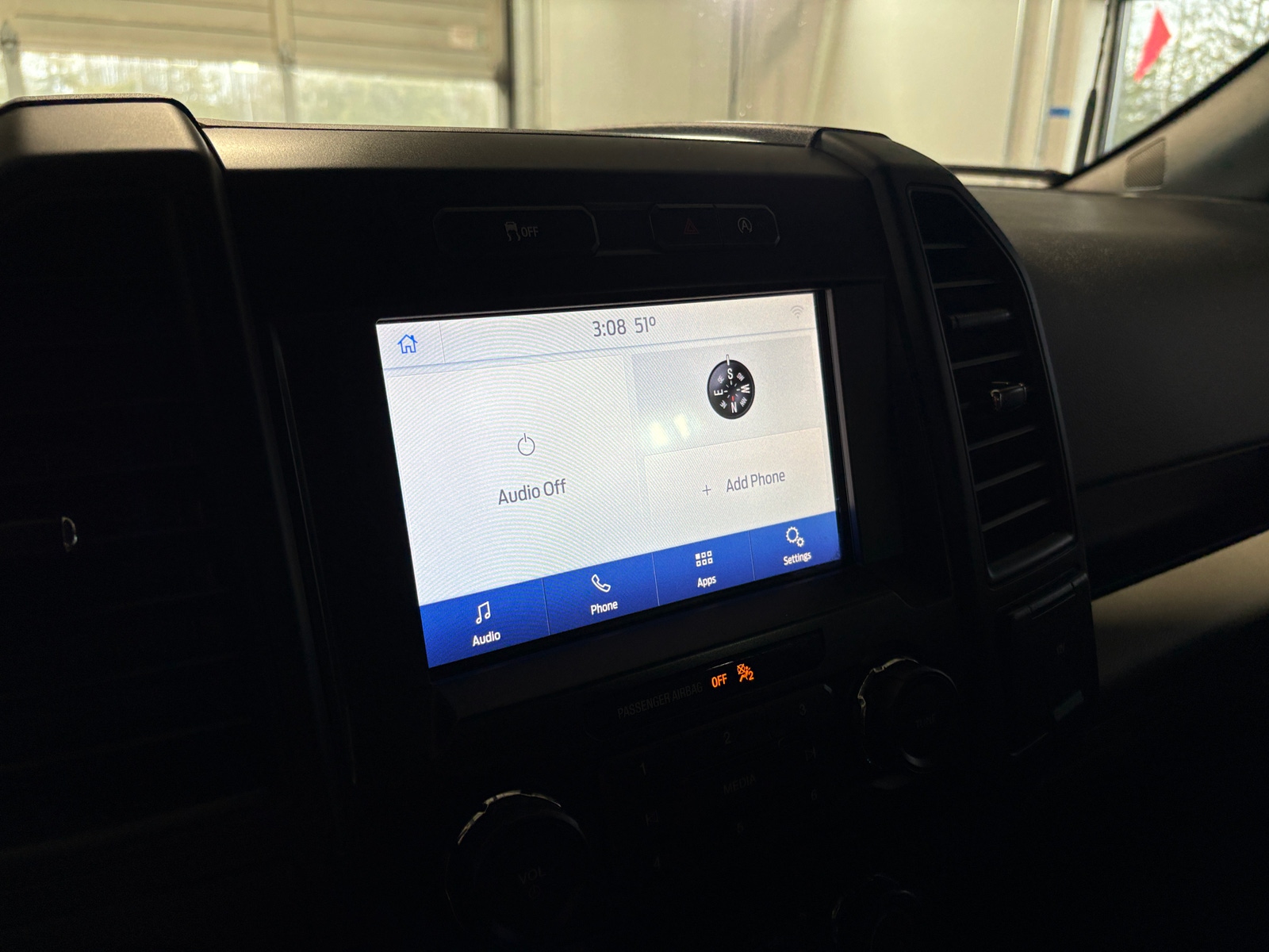 Thumbnail: 2020 Ford Econoline - 4