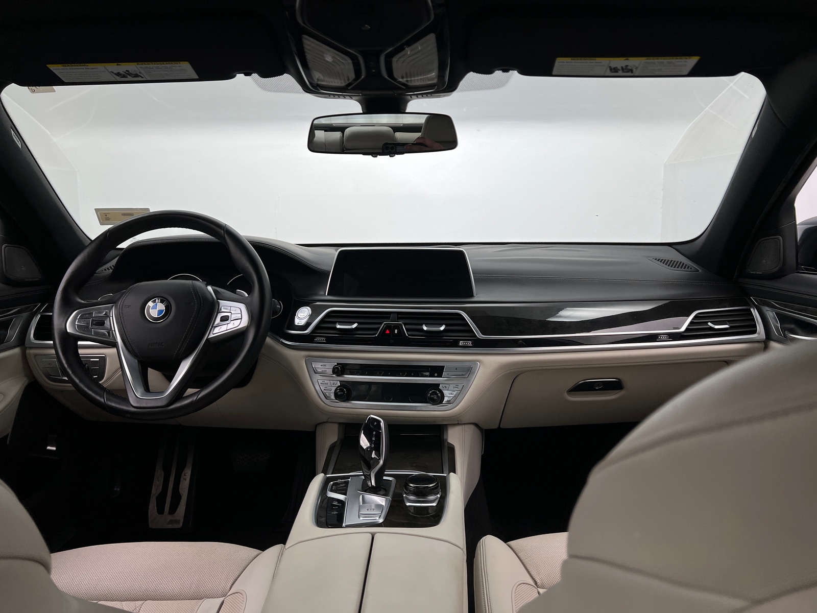 Thumbnail: 2016 BMW 7 Series - 2