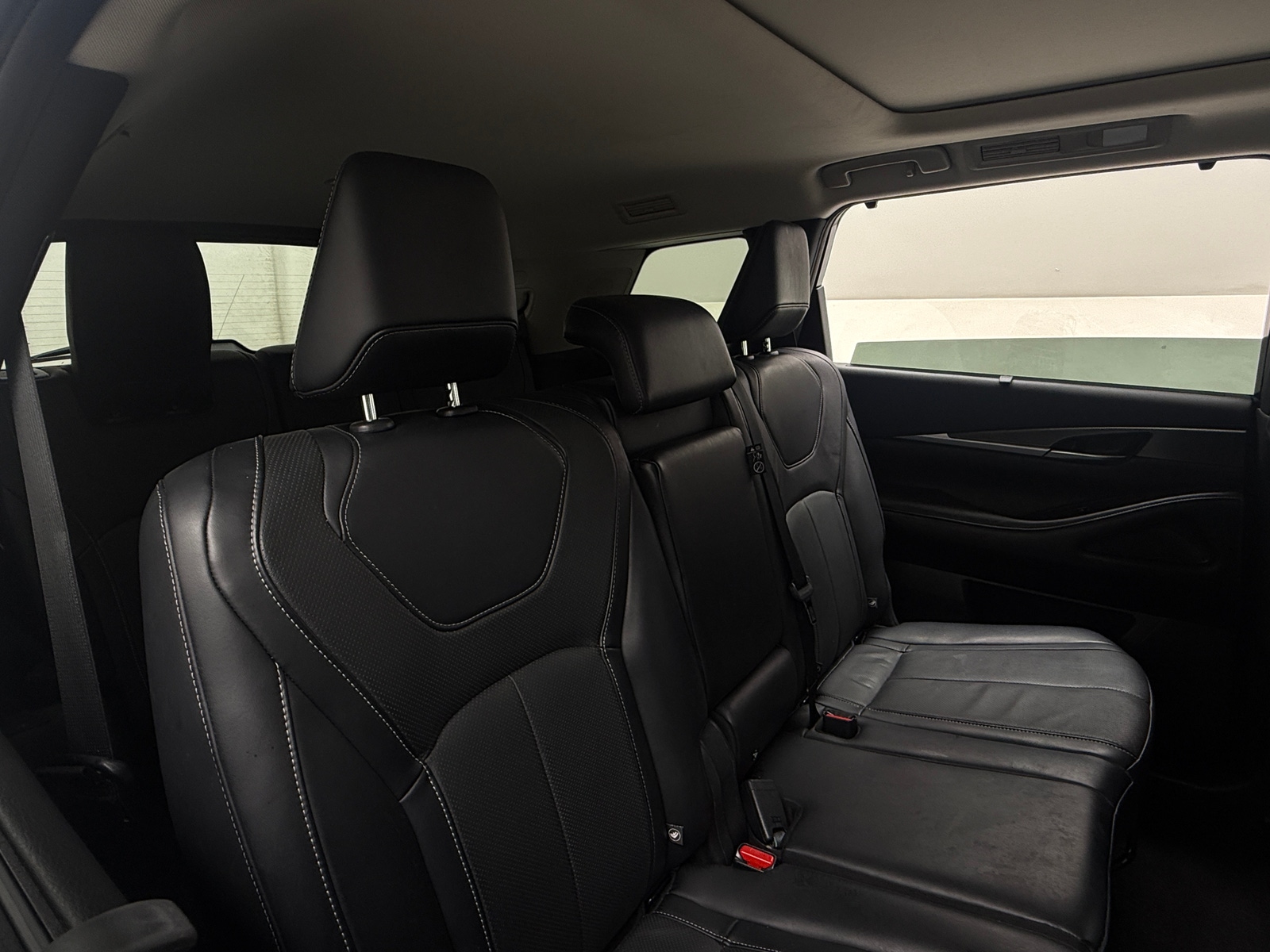 Thumbnail: 2023 INFINITI QX60 - 5