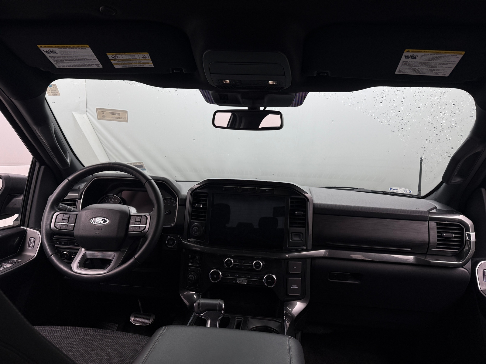 Thumbnail: 2022 Ford Econoline - 3