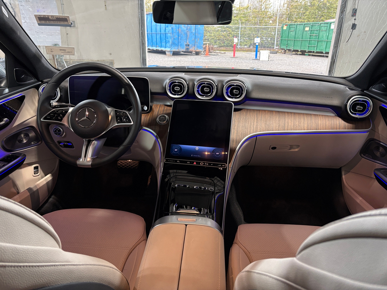 Thumbnail: 2025 Mercedes-Benz C-Class - 2